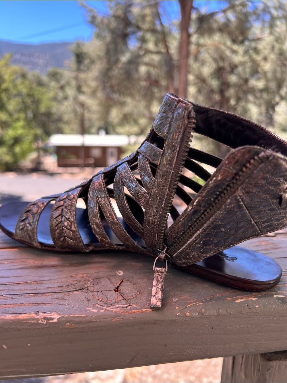 Elizabeth and James metallic, silver gladiator sandals, vintage - Picture 10 of 13